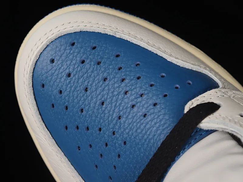 All Categories Air Jordan Jordan Series Basketball Shoes Air Jordan 1 High LJR Version Travis Scott x Air Jordan 1 High OG AJ1 Lightning Overhead DH3227-105
